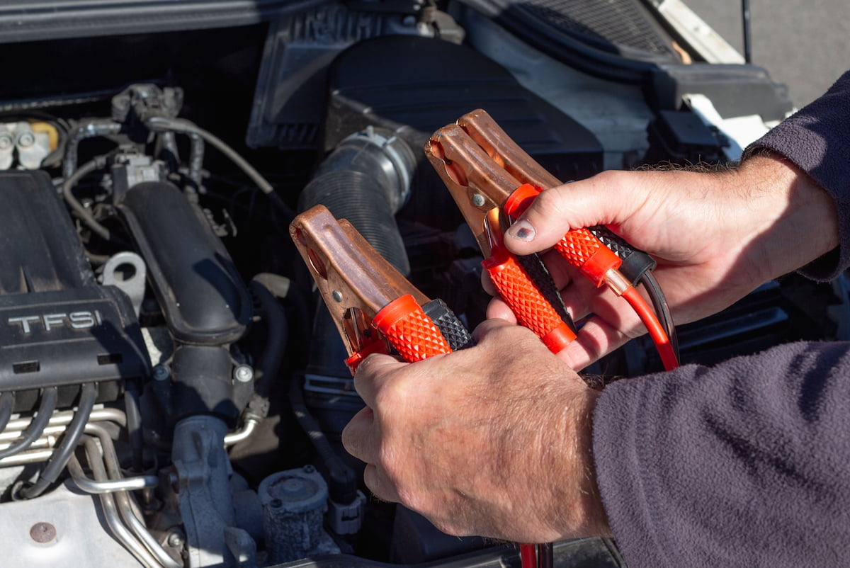 Battery test and jump start for a car that will not start in Twentynine Palms